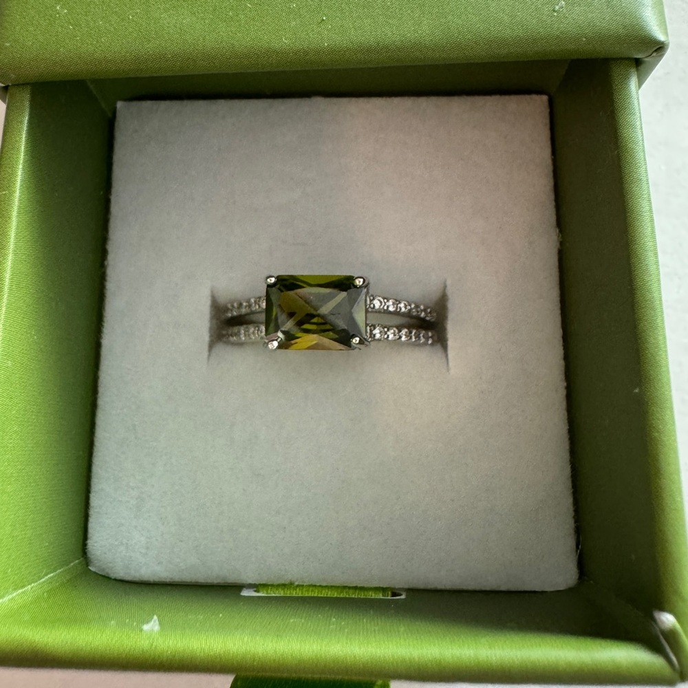 Born To Shine Ryze Party Matcha Ice CZ White Frost CZ Sterling Ring Size 7 - Picture 2 of 8